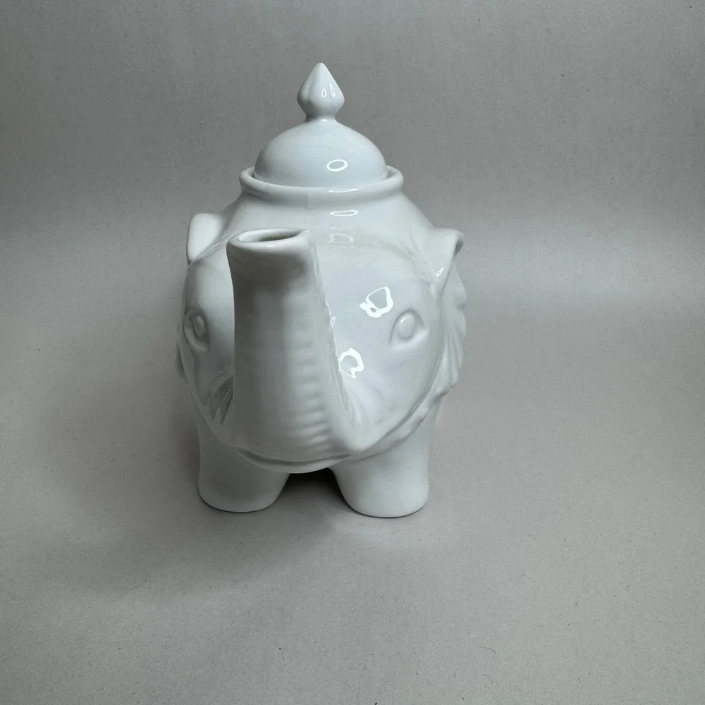 Gordon‎ Bleu White Ceramic Elephant Teapot
